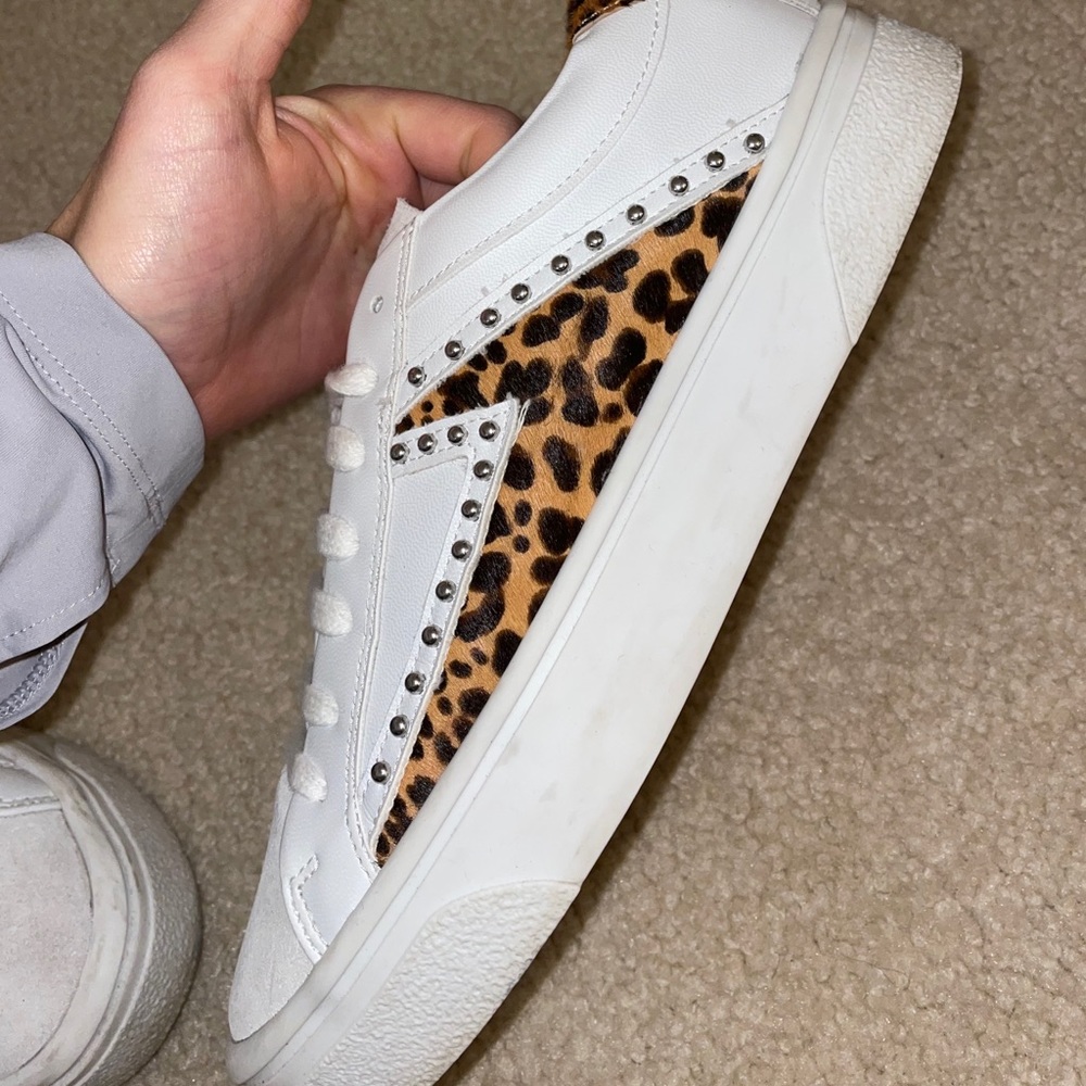 ZARA SNEAKERS SIZE 39